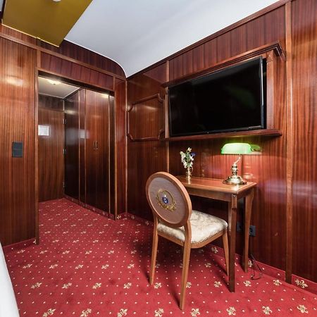 Hotel Du Train Мюнхен Экстерьер фото
