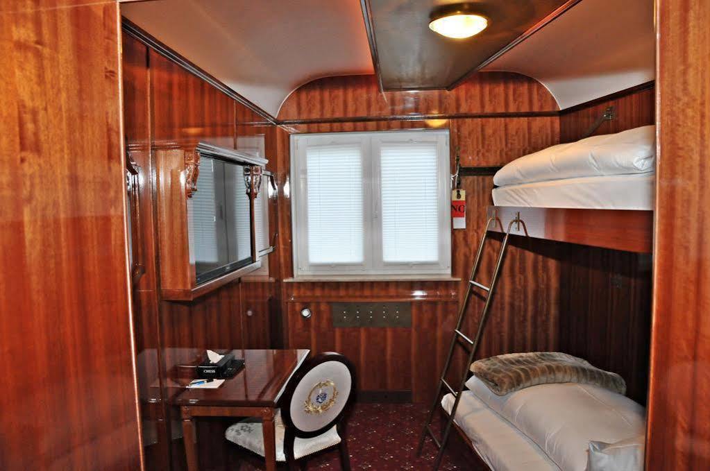 Hotel Du Train Мюнхен Экстерьер фото